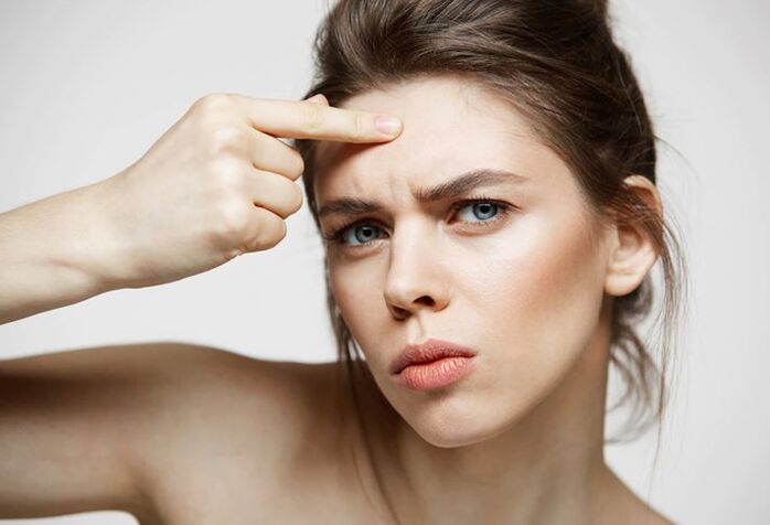 Înainte de a utiliza ierburi anti-îmbătrânire, trebuie să-ți cunoști tipul de piele facială. 